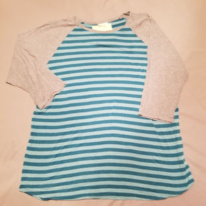 Lularoe Randy Baseball Tee - Size 2XL